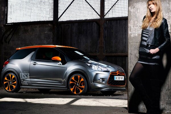 Girl and grey orange citroen