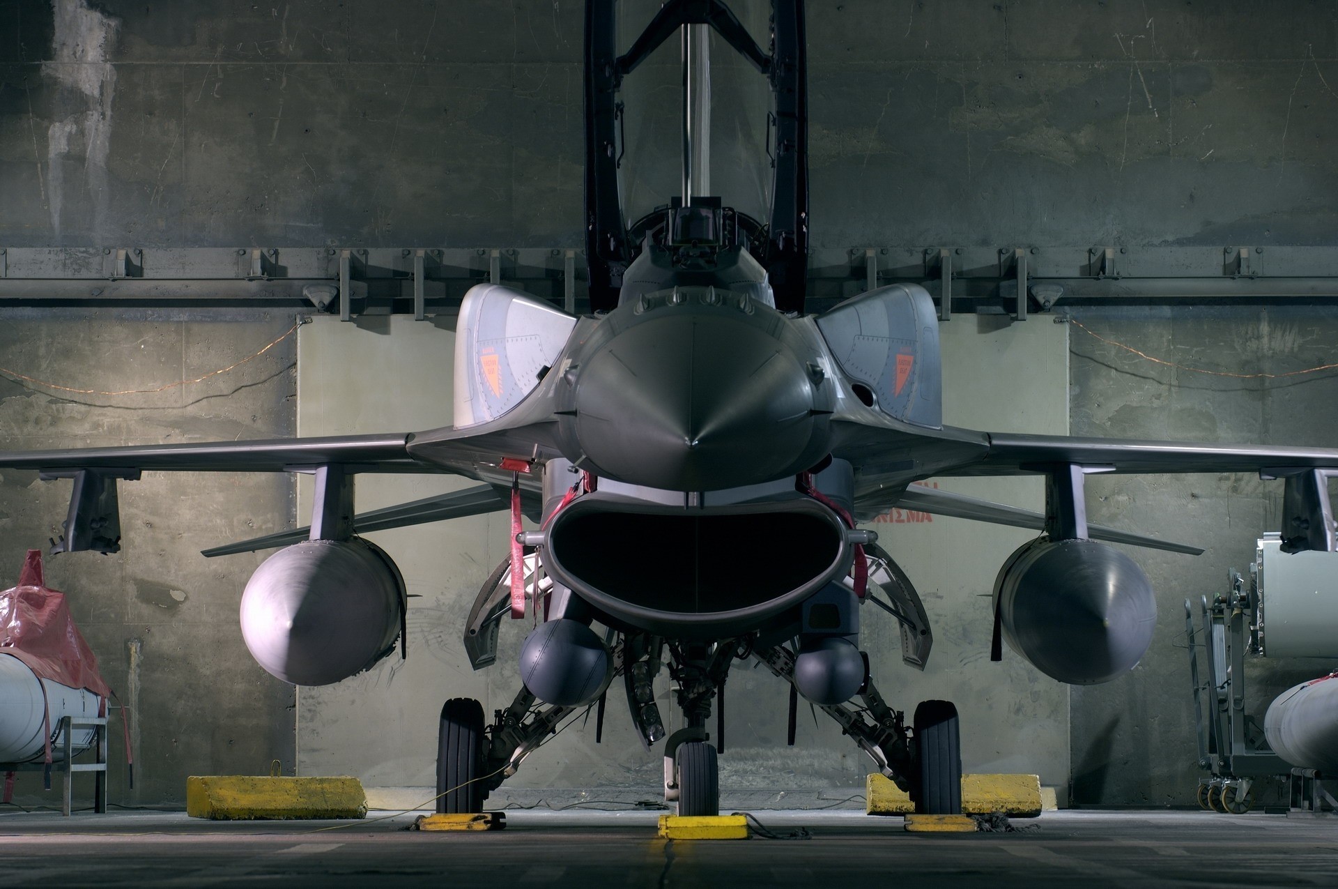 grey plane close up f-16