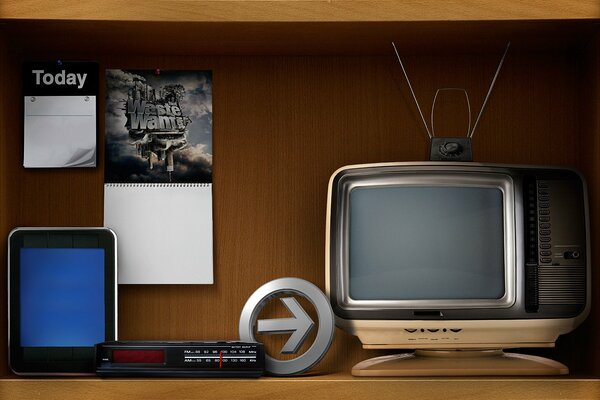 Evolution of radio and black-and-white TV