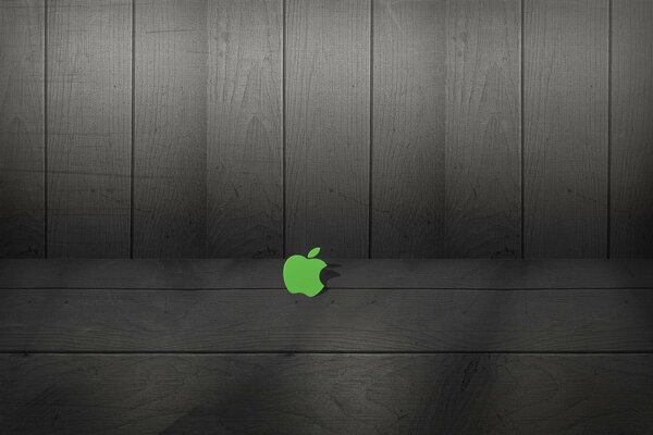 Grünes Apple-Logo auf Tafel-Hintergrund