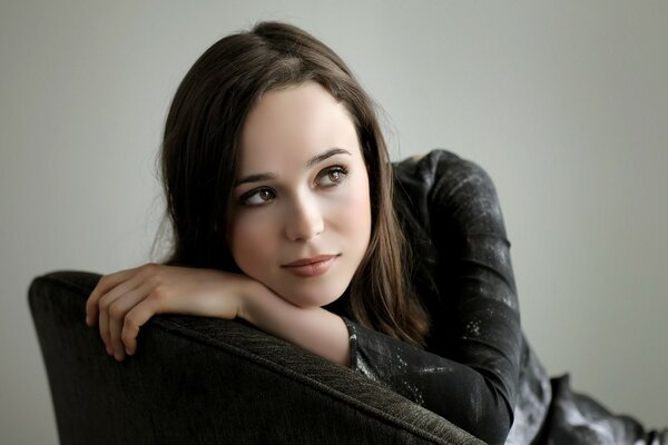 Ellen Page, gdy jeszcze Dziewczyna, nacisk na wygląd