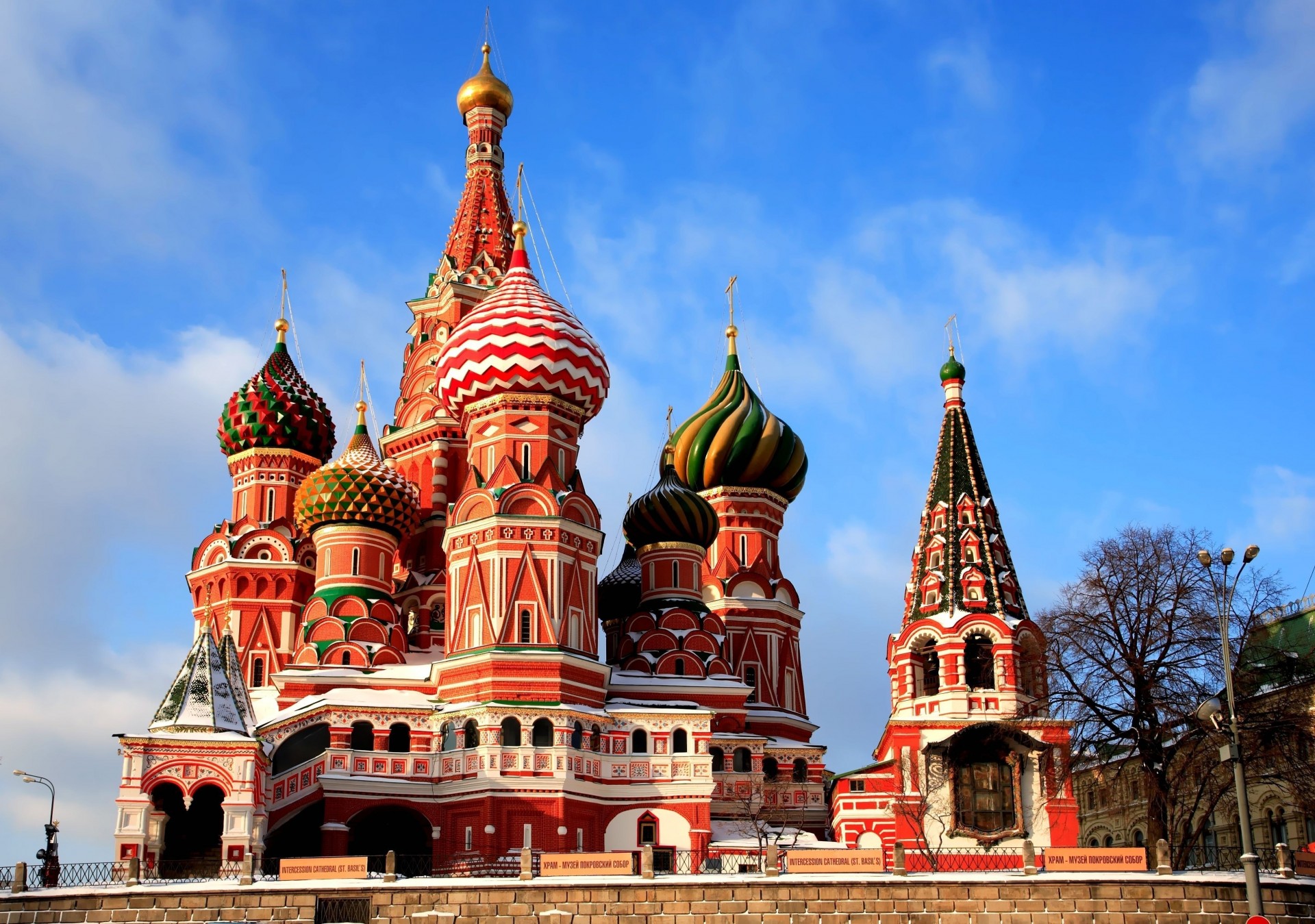 red square of the dome moscow architecture st. basil s cathedral