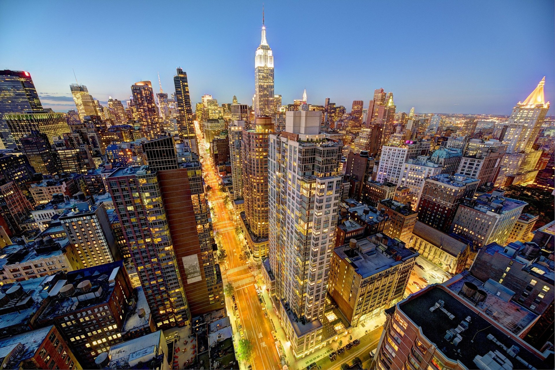 midtown lumières manhattan new york gratte-ciel bâtiment panorama route ville de nuit