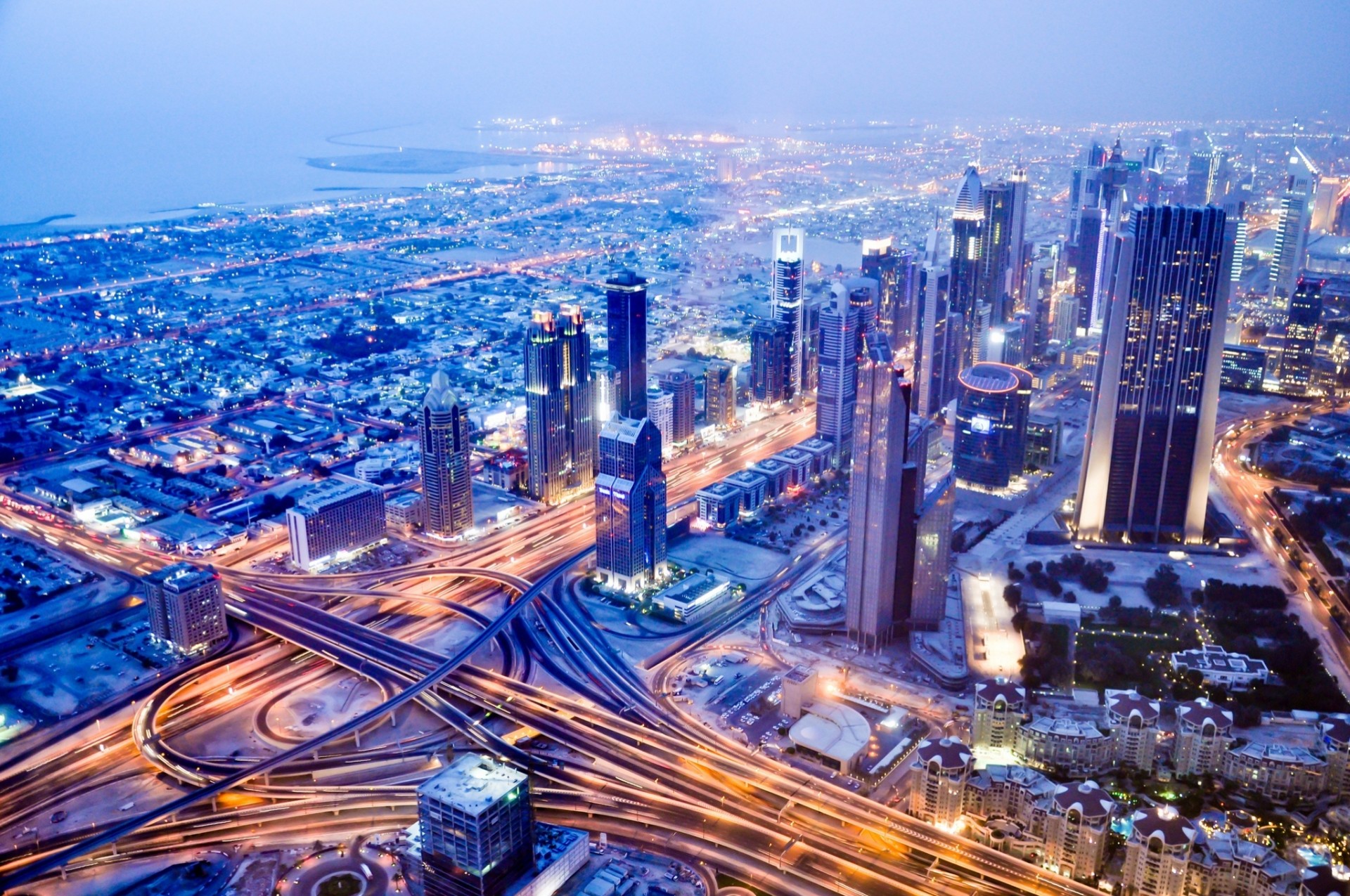 dubai straße panorama vereinigte arabische emirate gebäude nachtstadt