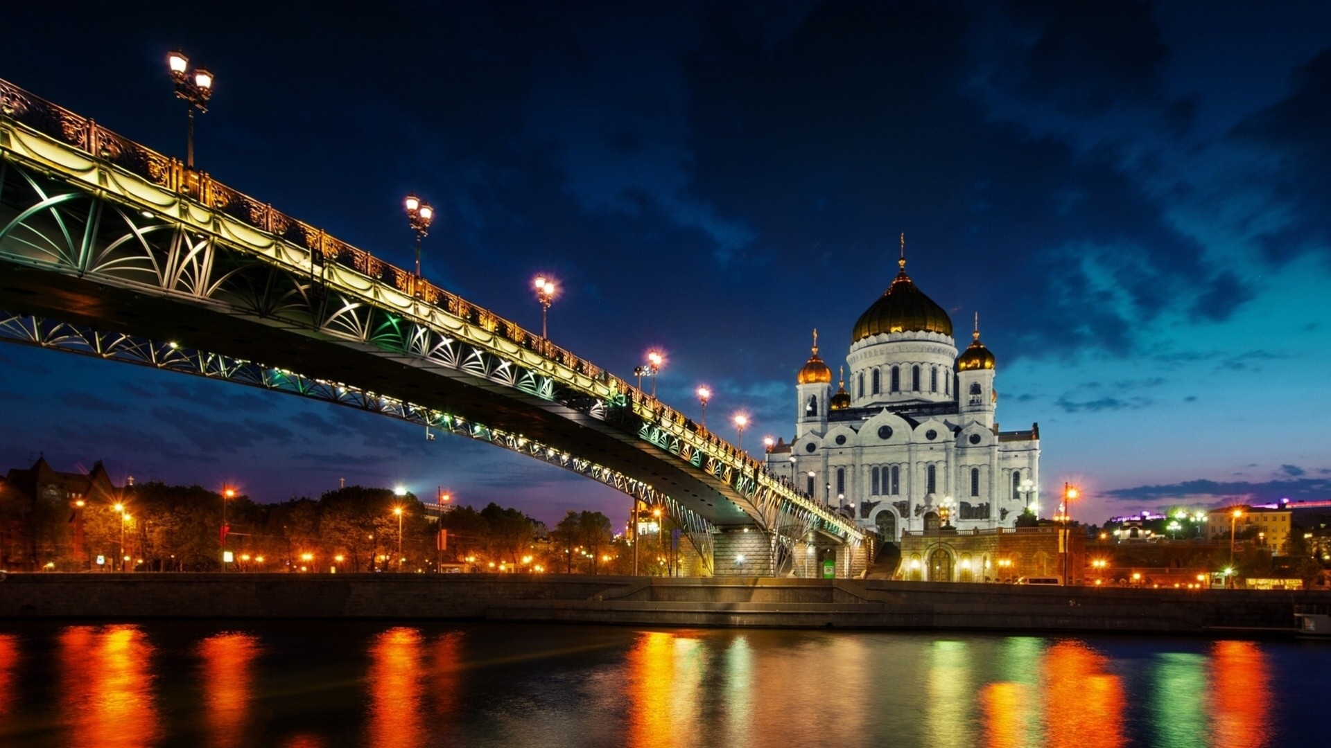 russia mosca cattedrale fiume tempio luci luci cattedrale di cristo salvatore città notturna mosca-fiume ponte argine