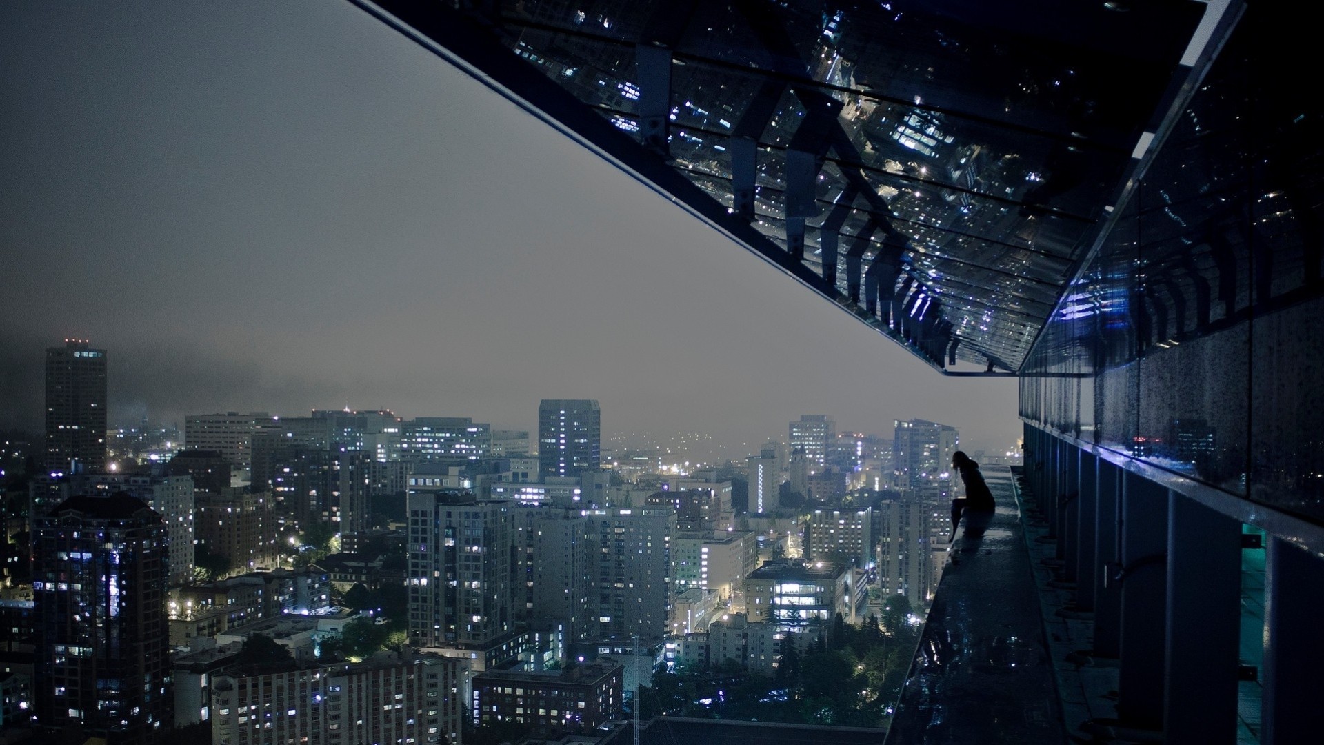 lumière gris nuit ville