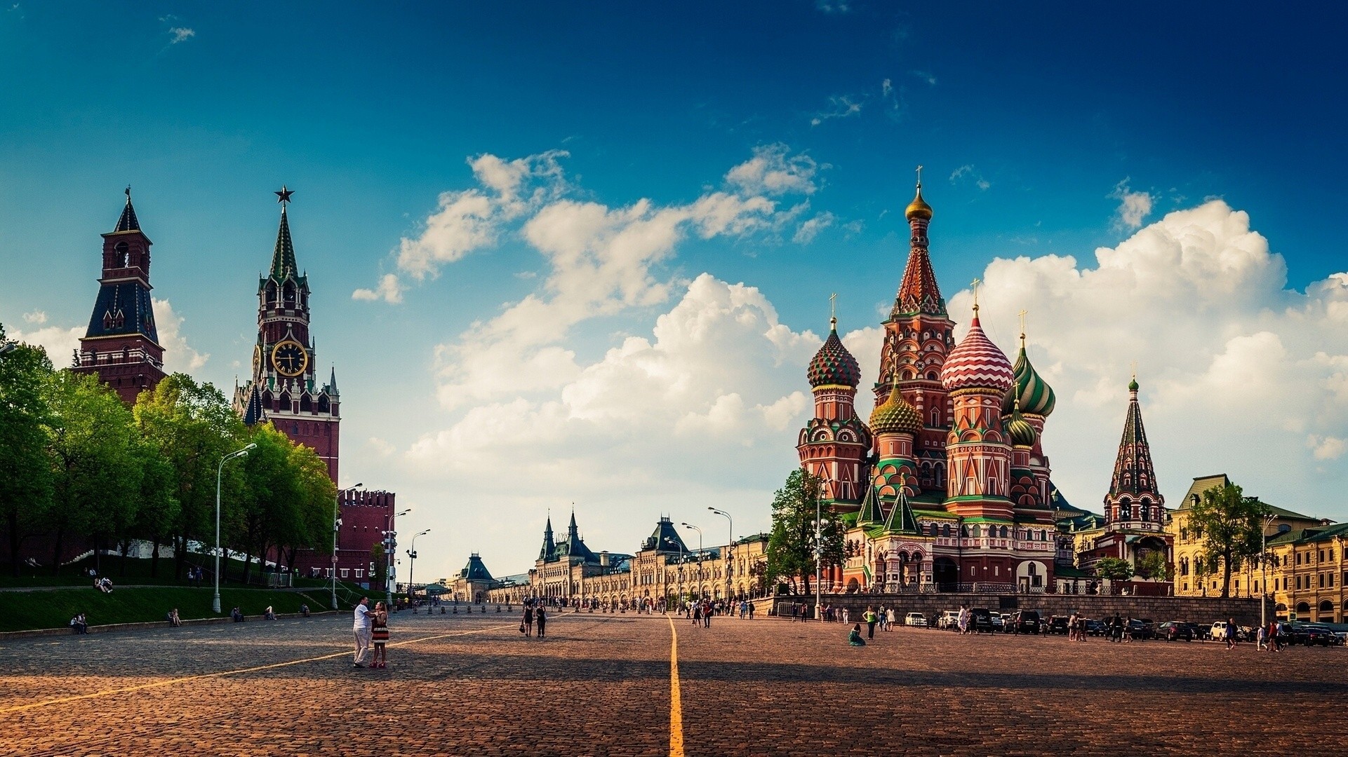 temple cathedral red square square the kremlin moscow st. basil s cathedral