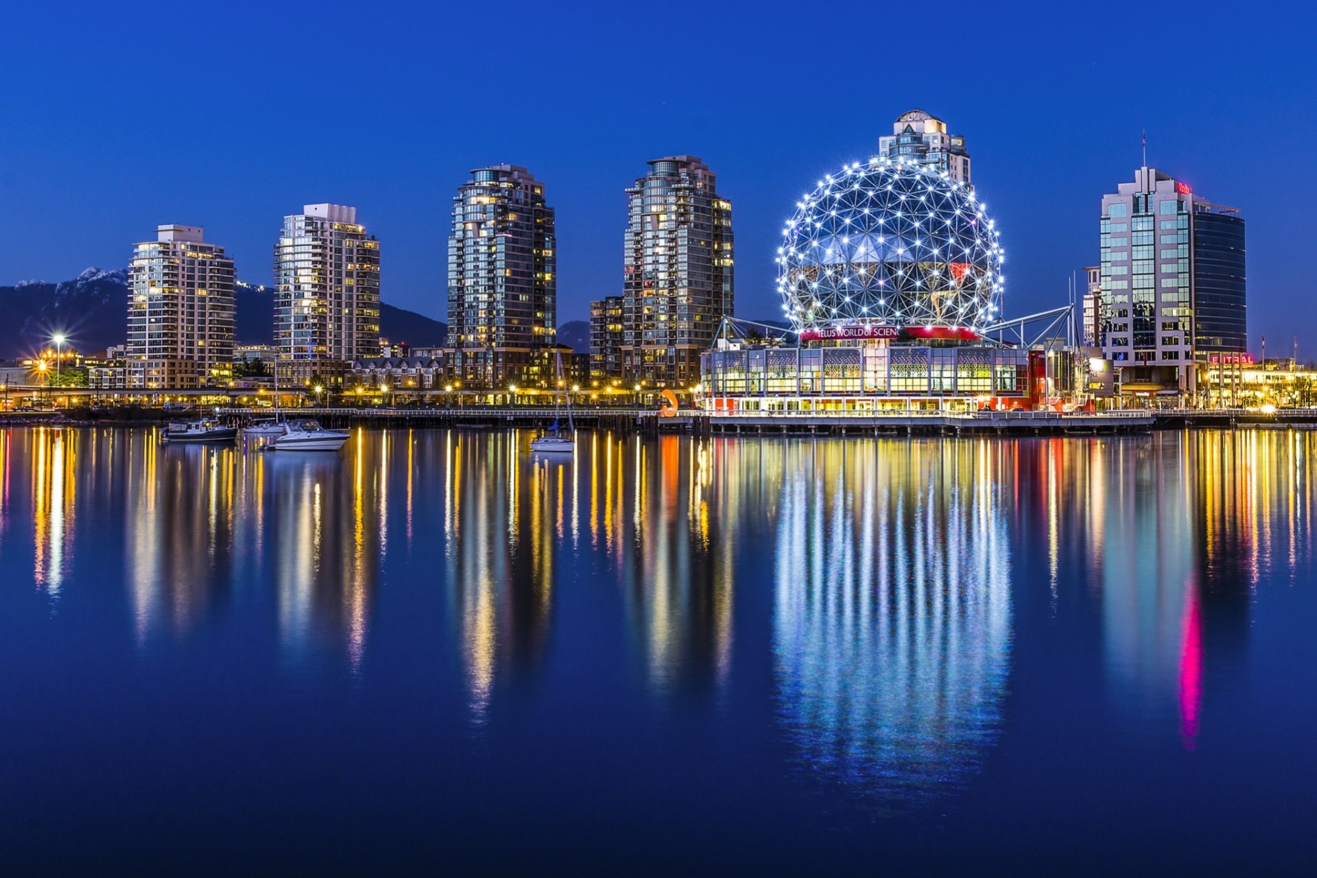 luci vancouver notte riflessione città acqua costruzione canada museo barche case