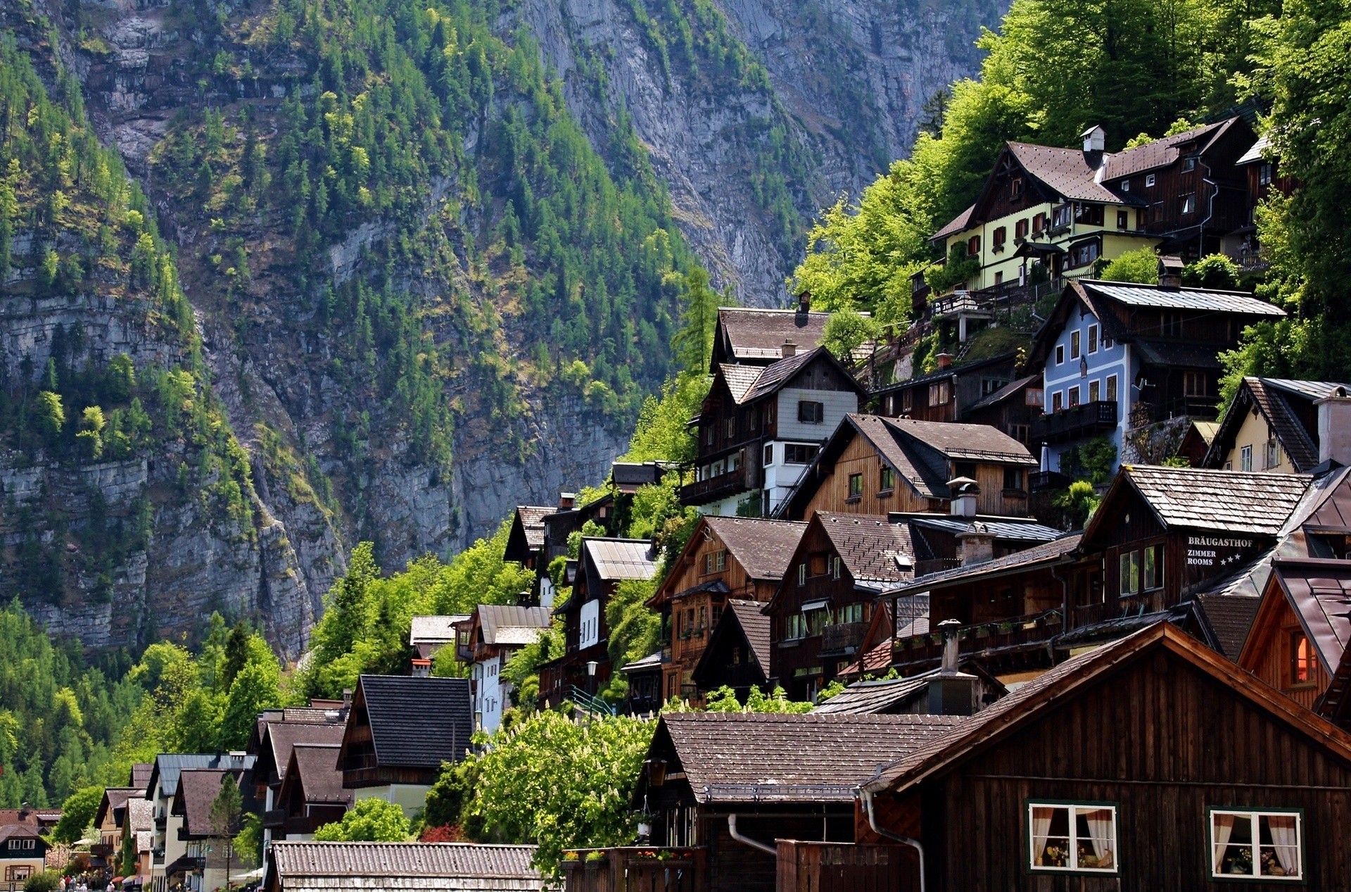 maisons pente montagne hallstatt autriche