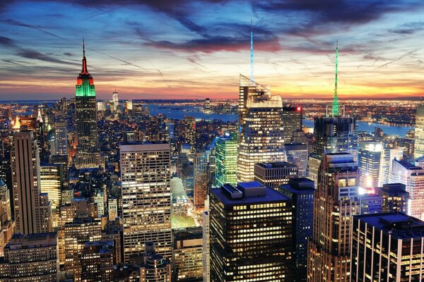 The lights of the skyscrapers of New York at night