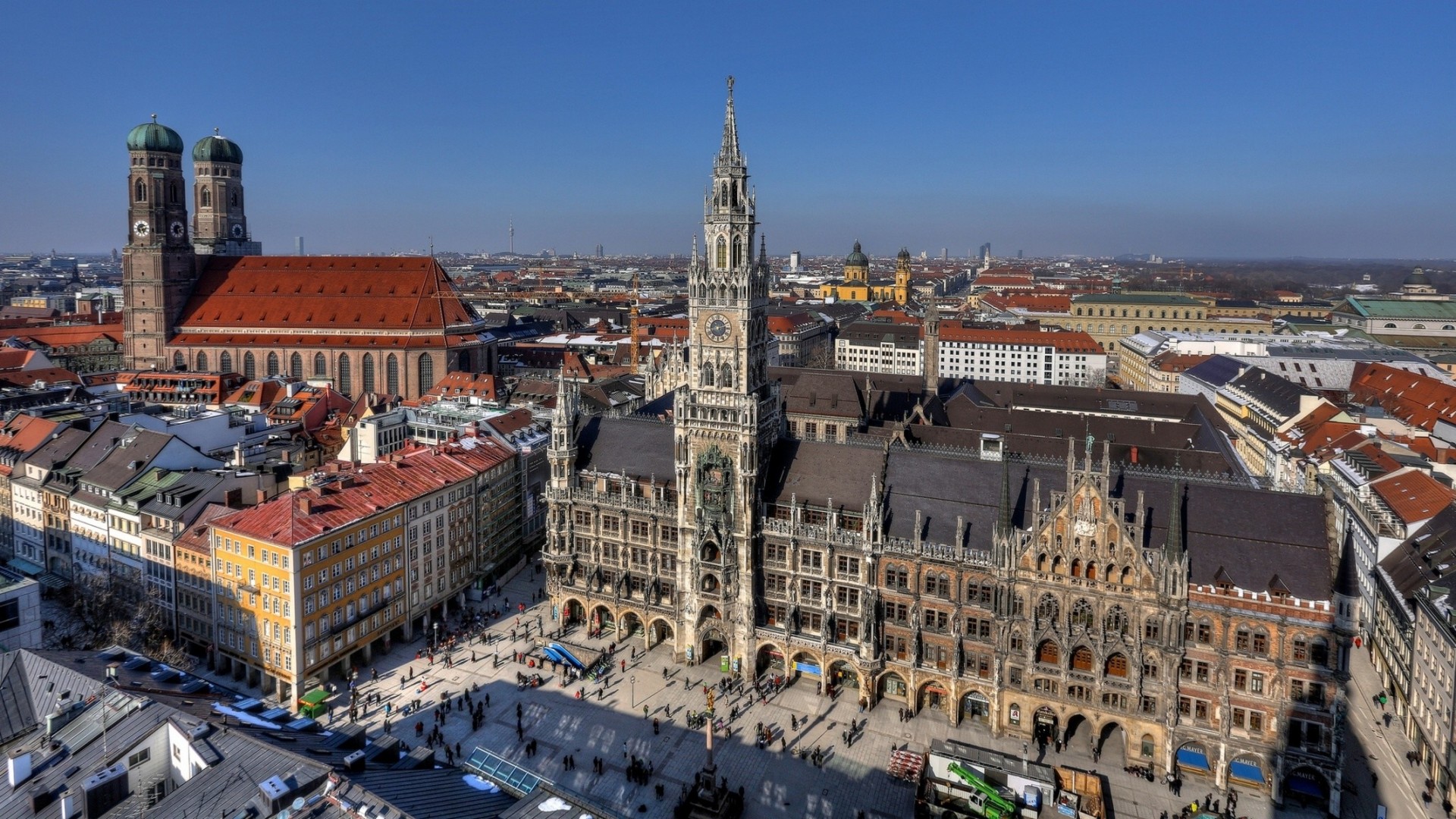 ayuntamiento munich plaza baviera edificio alemania marienplatz renovación nuevo ayuntamiento