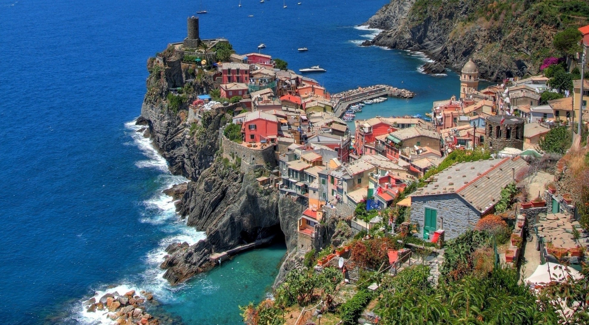 italy ligurian sea vernazza mediterranean