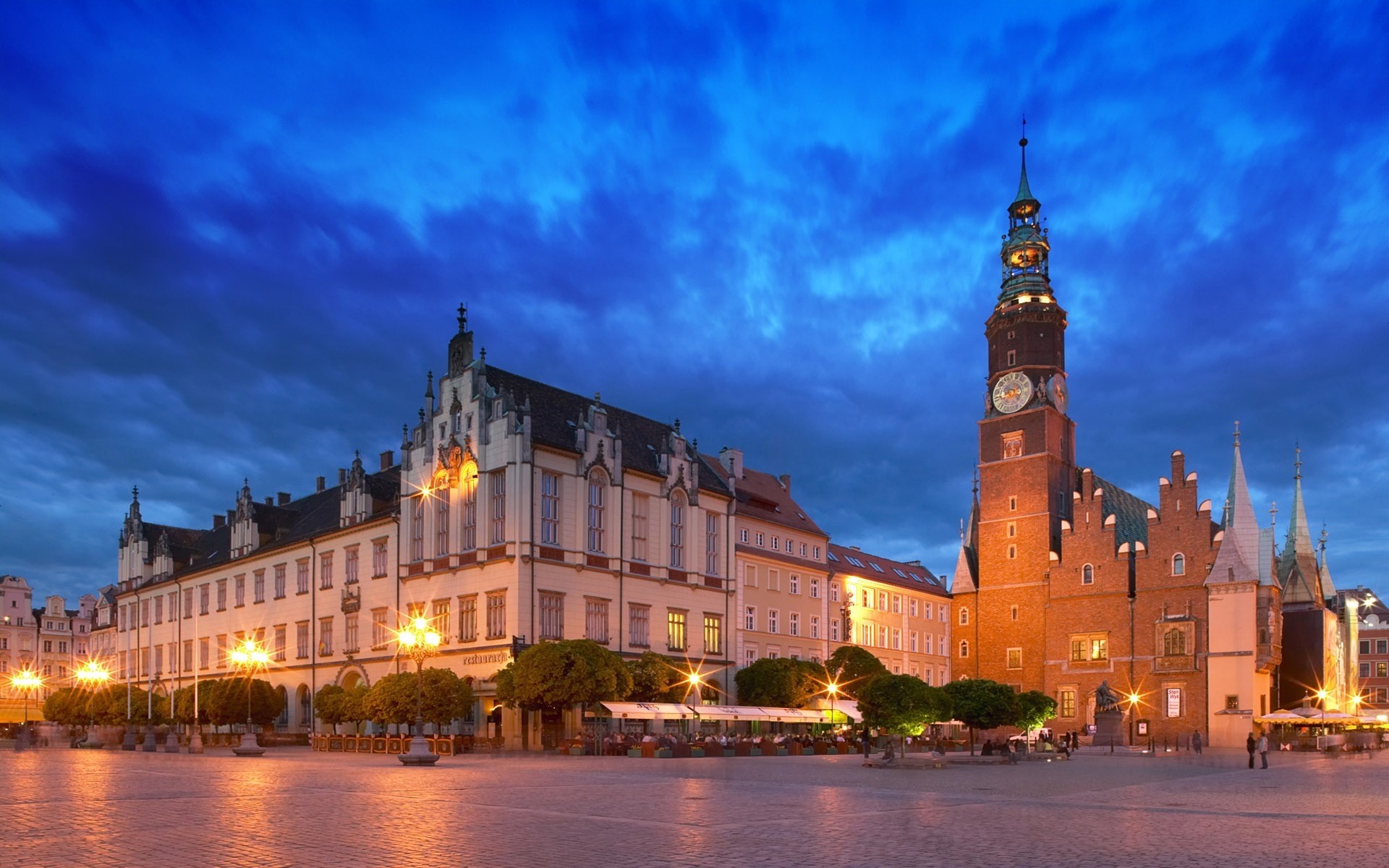 light poland krakow cloud blue town