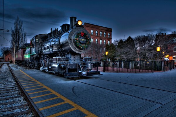 Locomotiva ferroviaria di Boston di notte