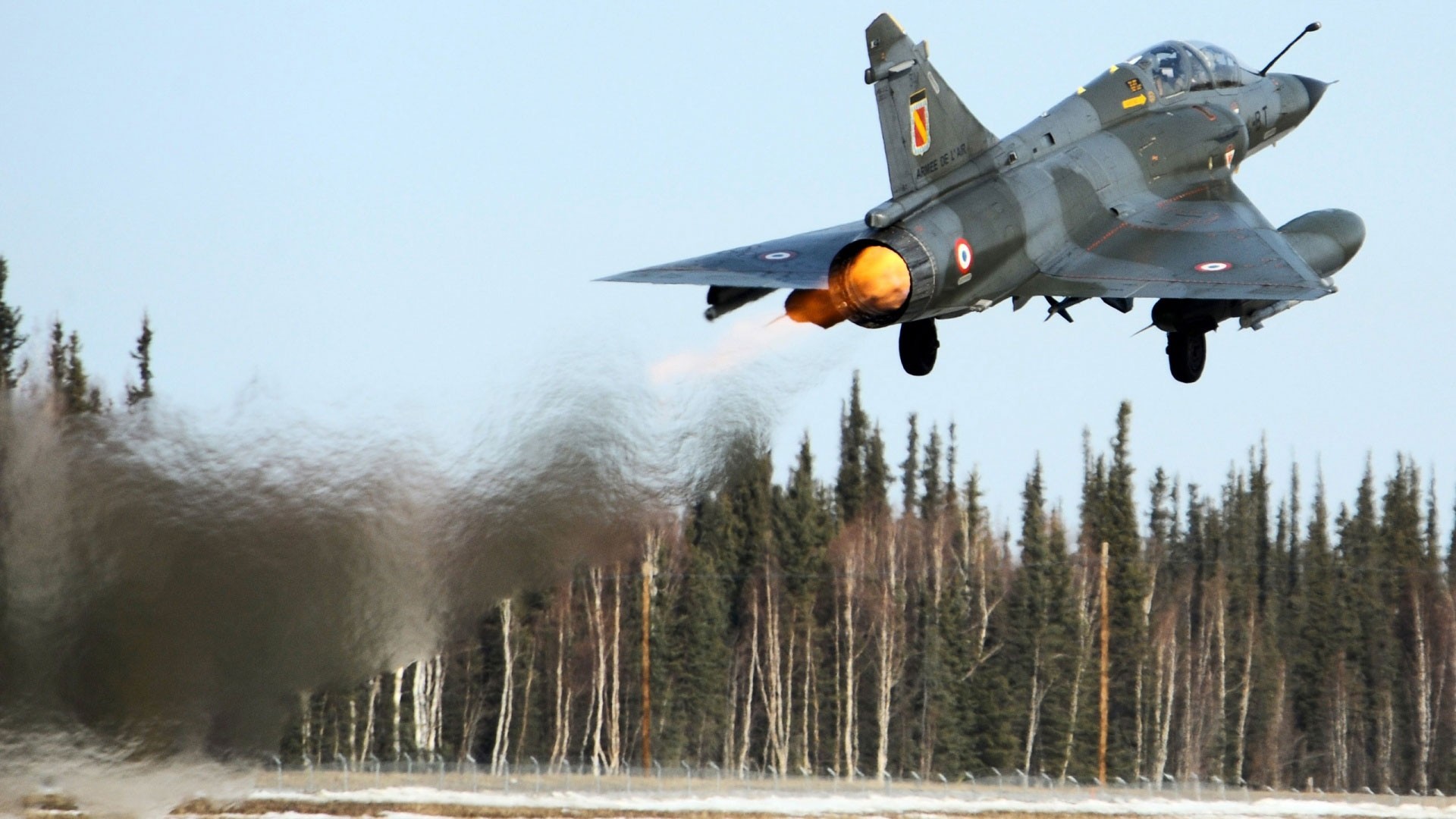 avión espejismo despegue cielo militar