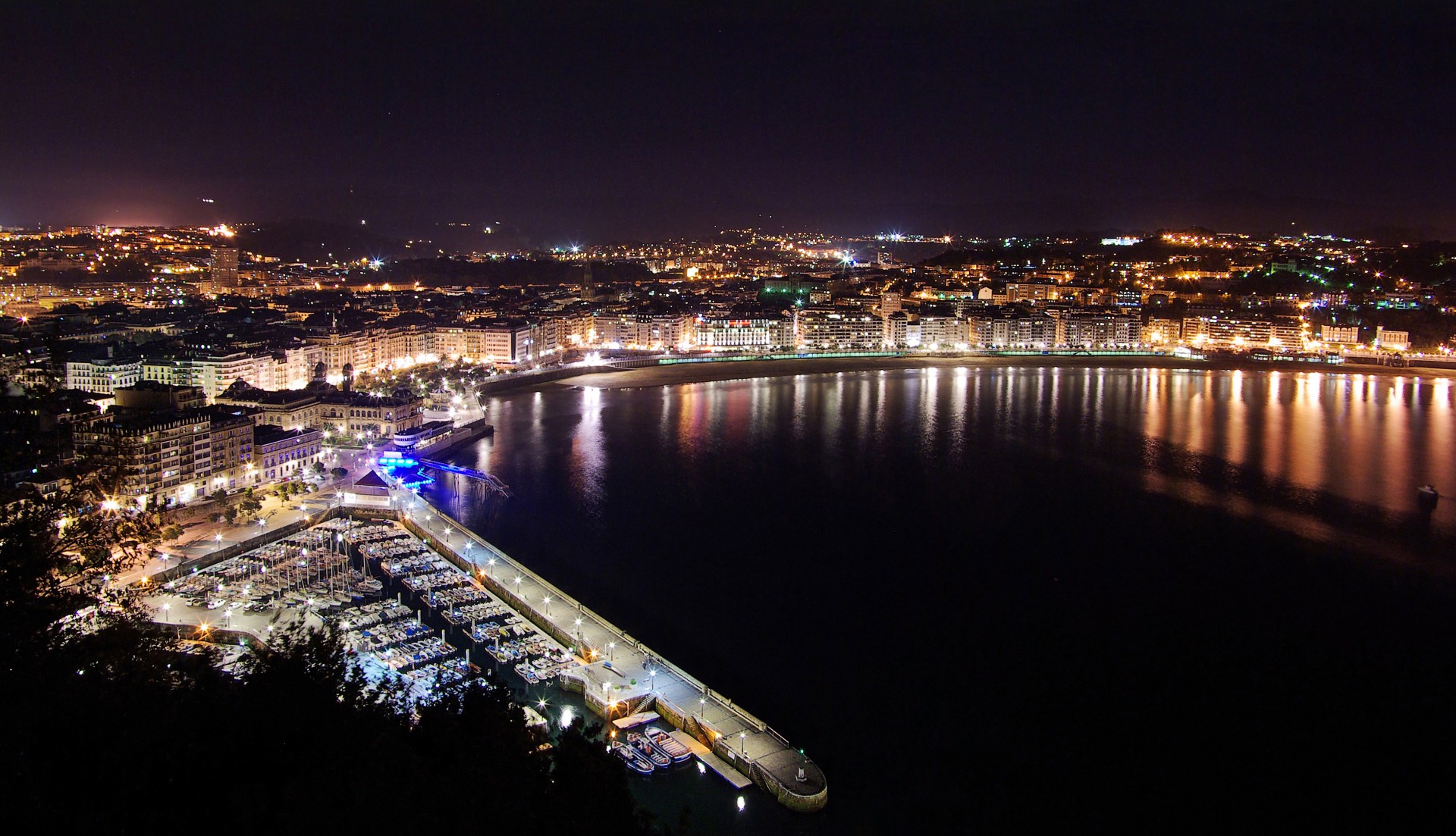 night lights phanar embankment