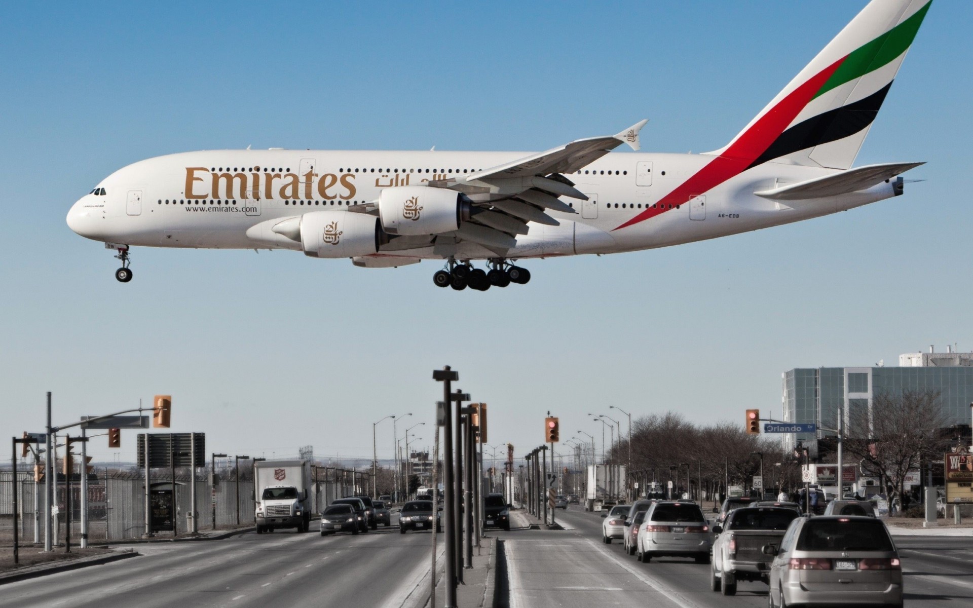 passengers plane airbus a380 fly emirate