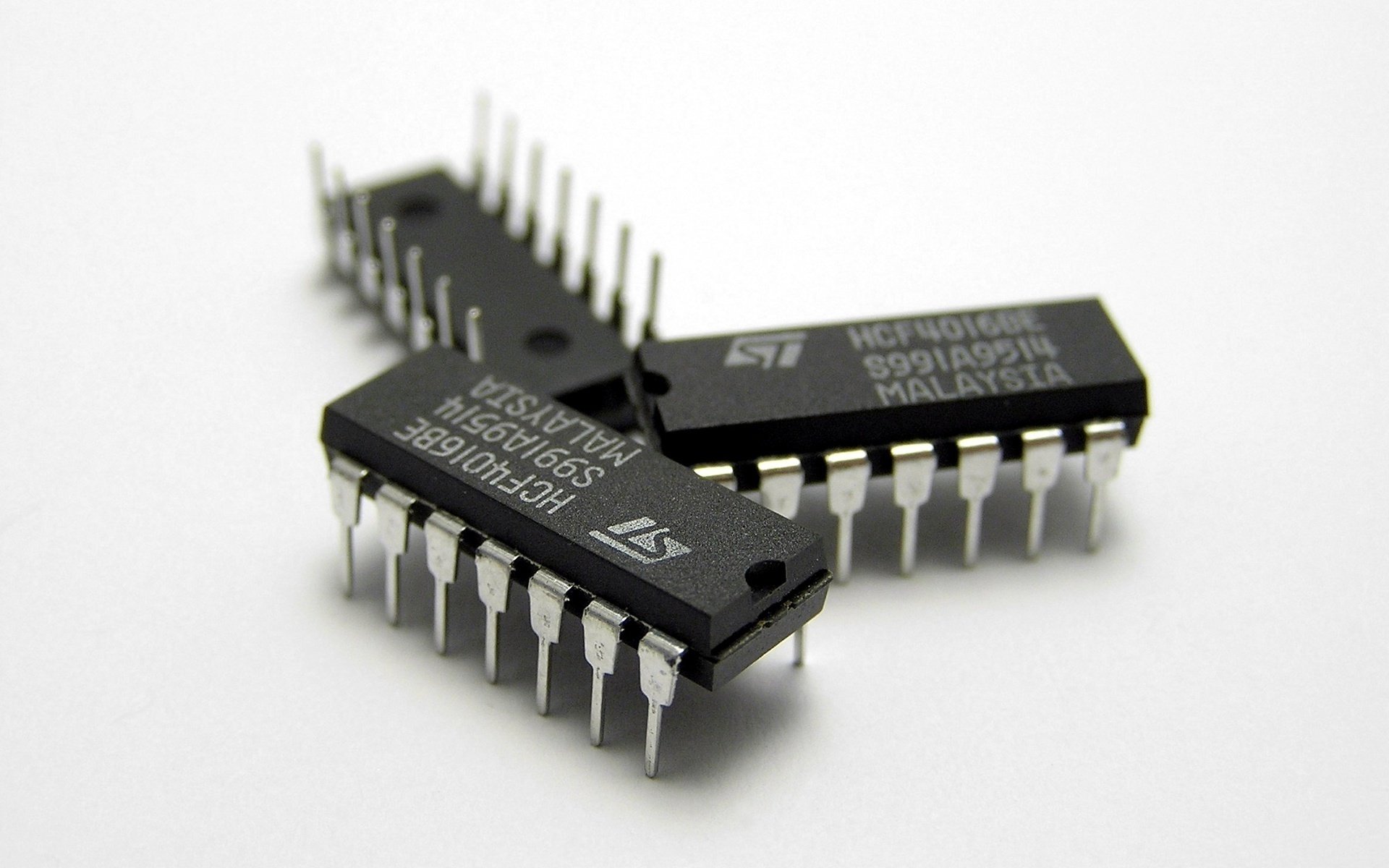 three things chip antennae electronics black and white