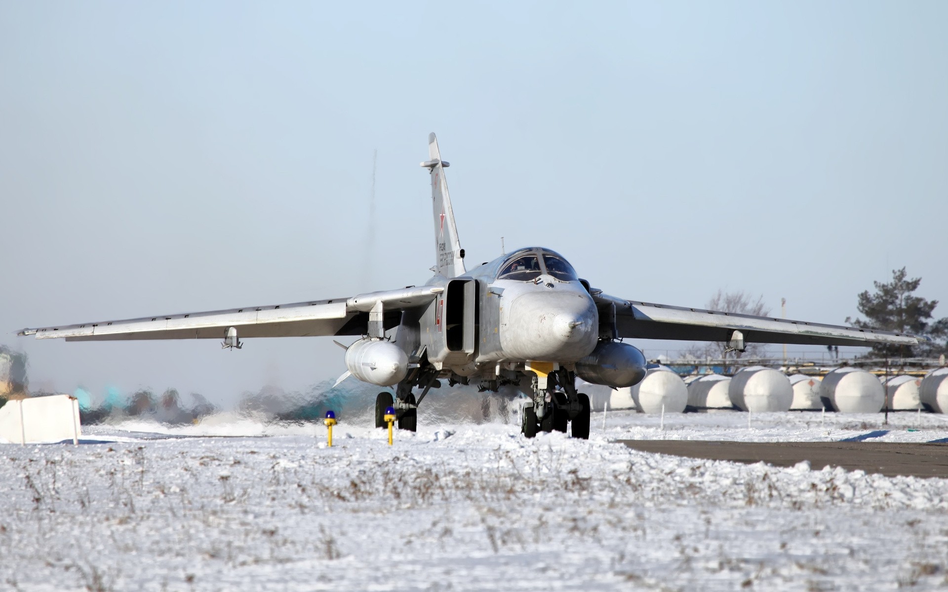 bombardero de primera línea su-24