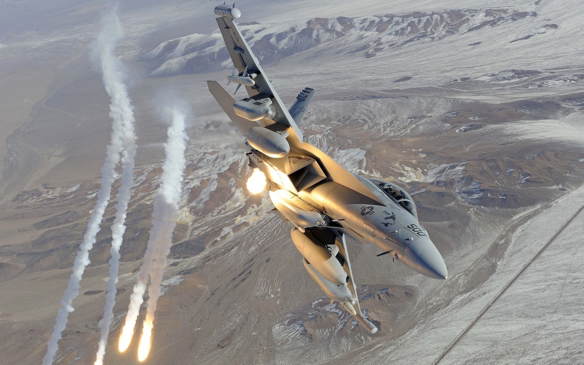 fighter fire rockets f-18