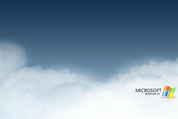 Logotipo de Microsoft en nubes esponjosas