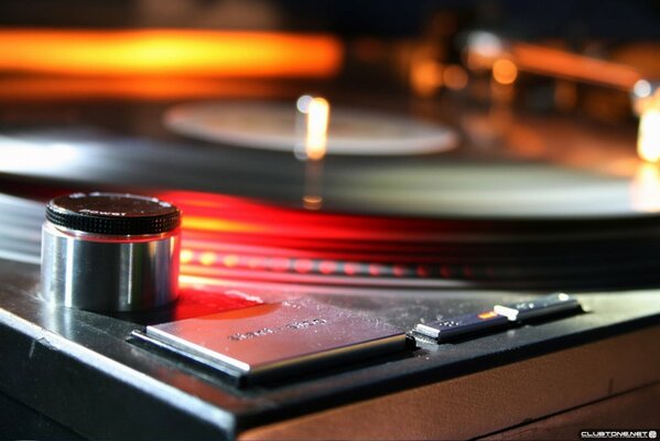 Disque de musique sur le lecteur lumineux