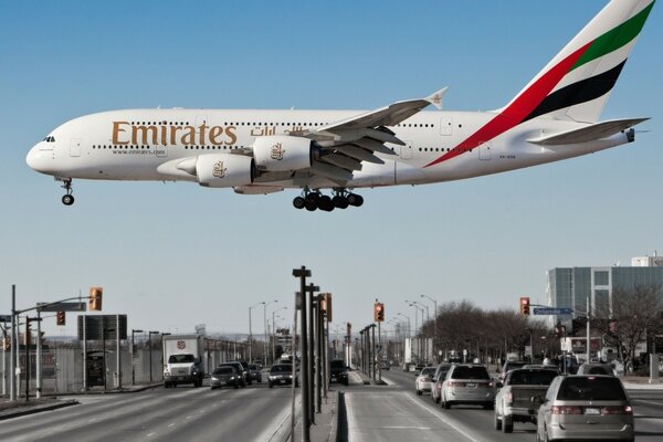 Airbus a380-giant aircraft for passengers