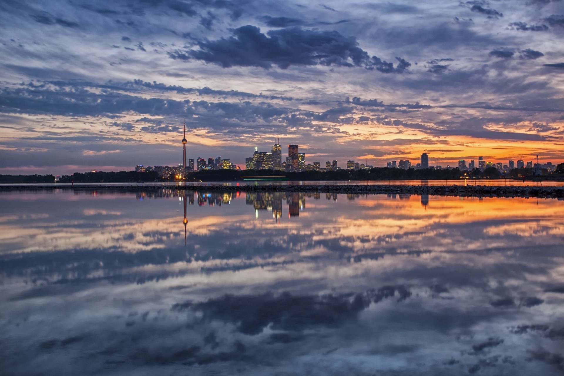 coucher de soleil nuages ville ciel mer canada toronto