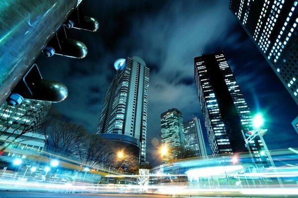 Luces de la noche de la ciudad de Tokio
