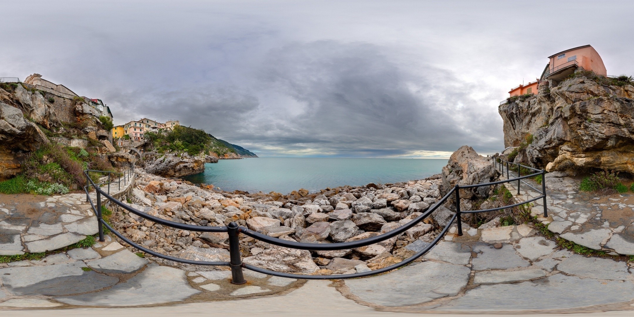 włochy kamienie panorama morze promenada skały