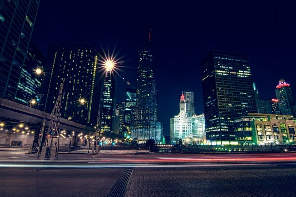 Światła nocnego miasta Chicago