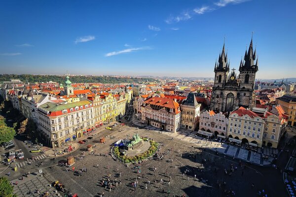 Praga to miasto zamków i placów