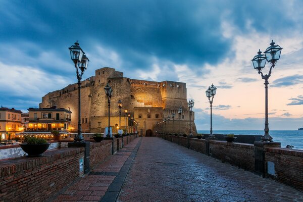 Castillo italiano, puente largo