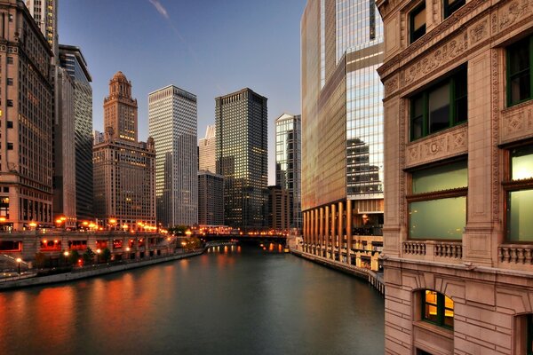 Chicago in the light of evening lights