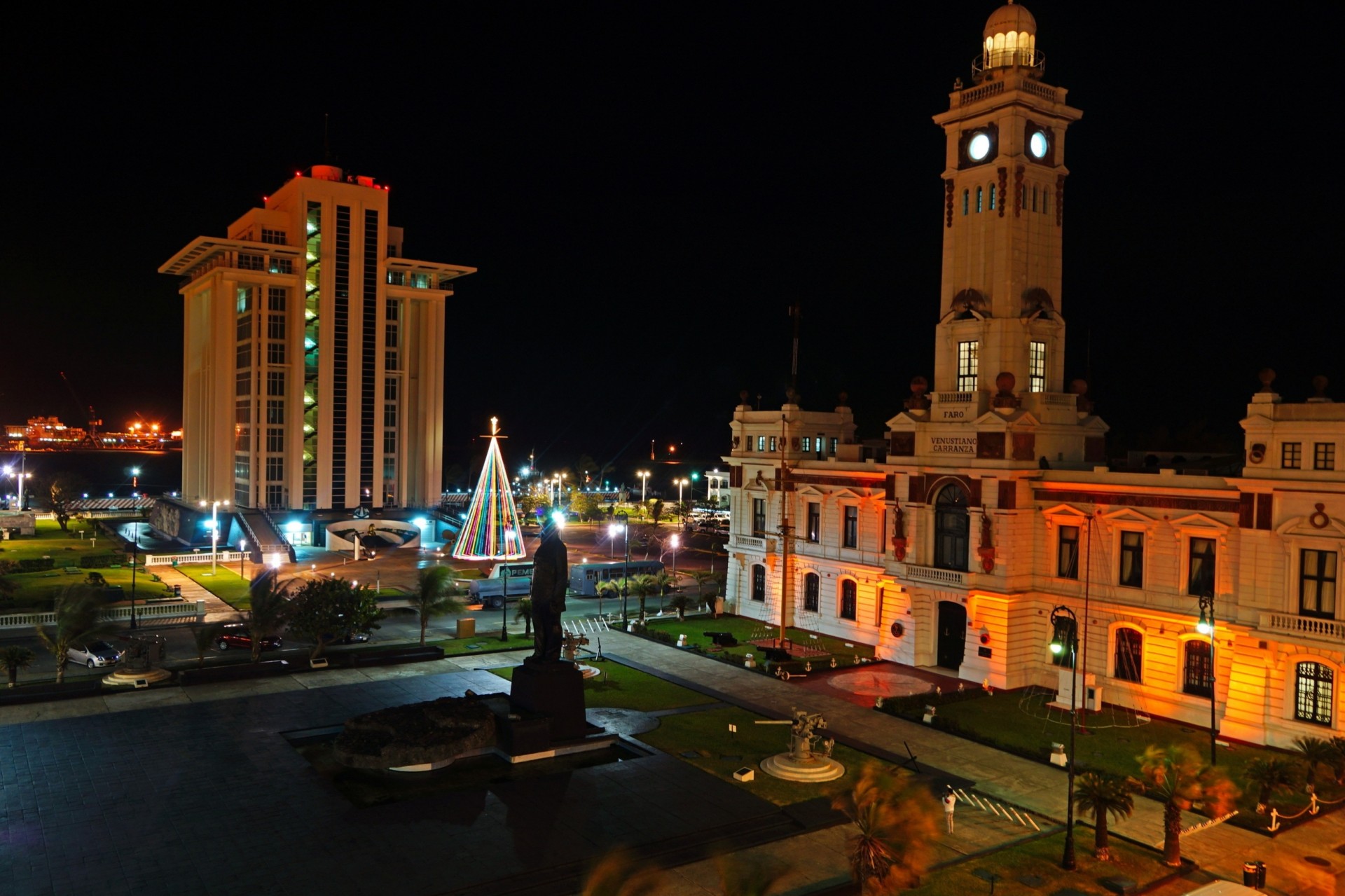 night city building mexico