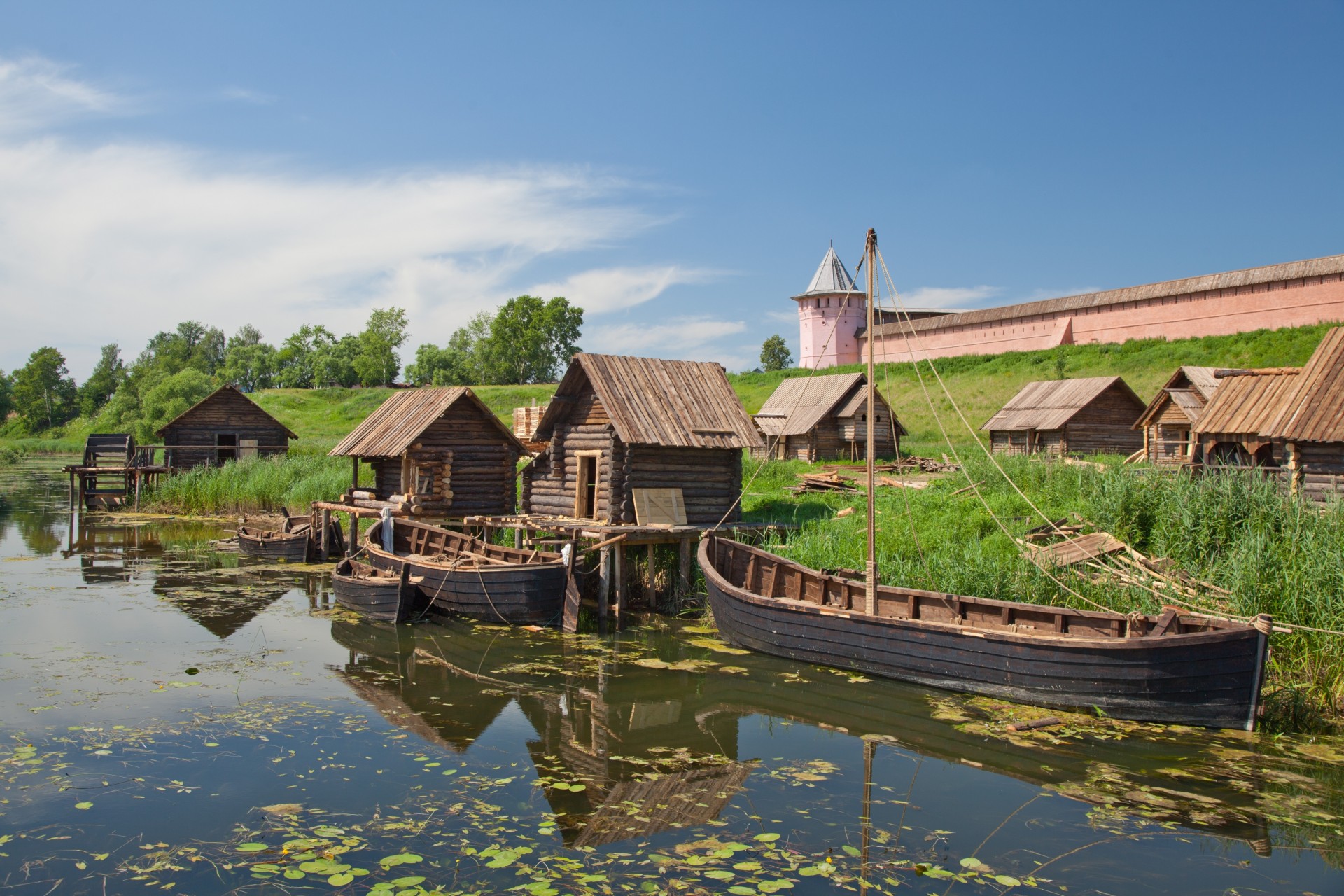 drewniany rzeka obwód władimirski miasto-rezerwat kamenka suzdal kreml wieża łodzie domy