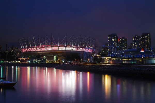 Vancouver Canada nelle luci notturne