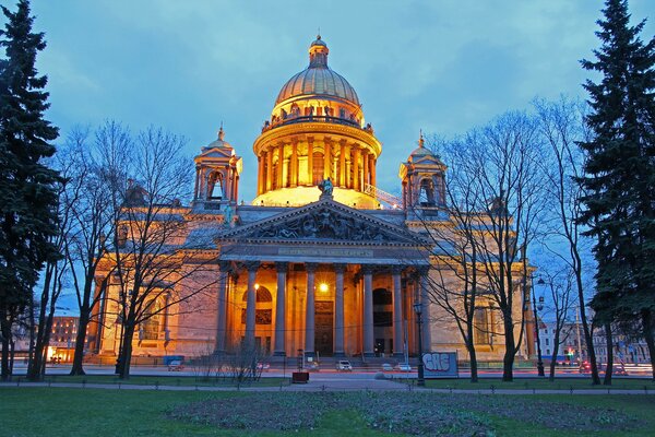 Cathédrale Saint-Pétersbourg