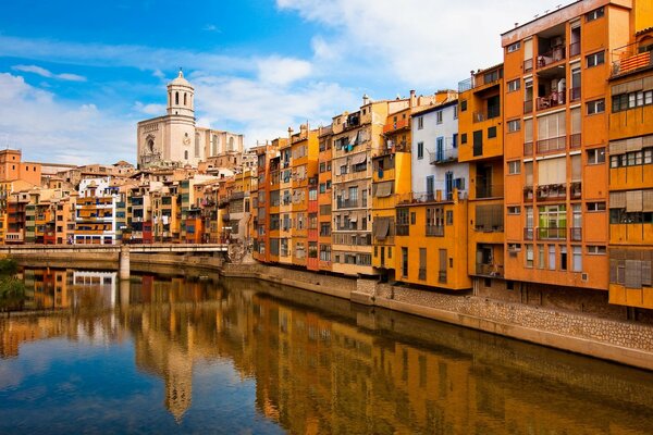 Embankment in Spain, the Catalonia river