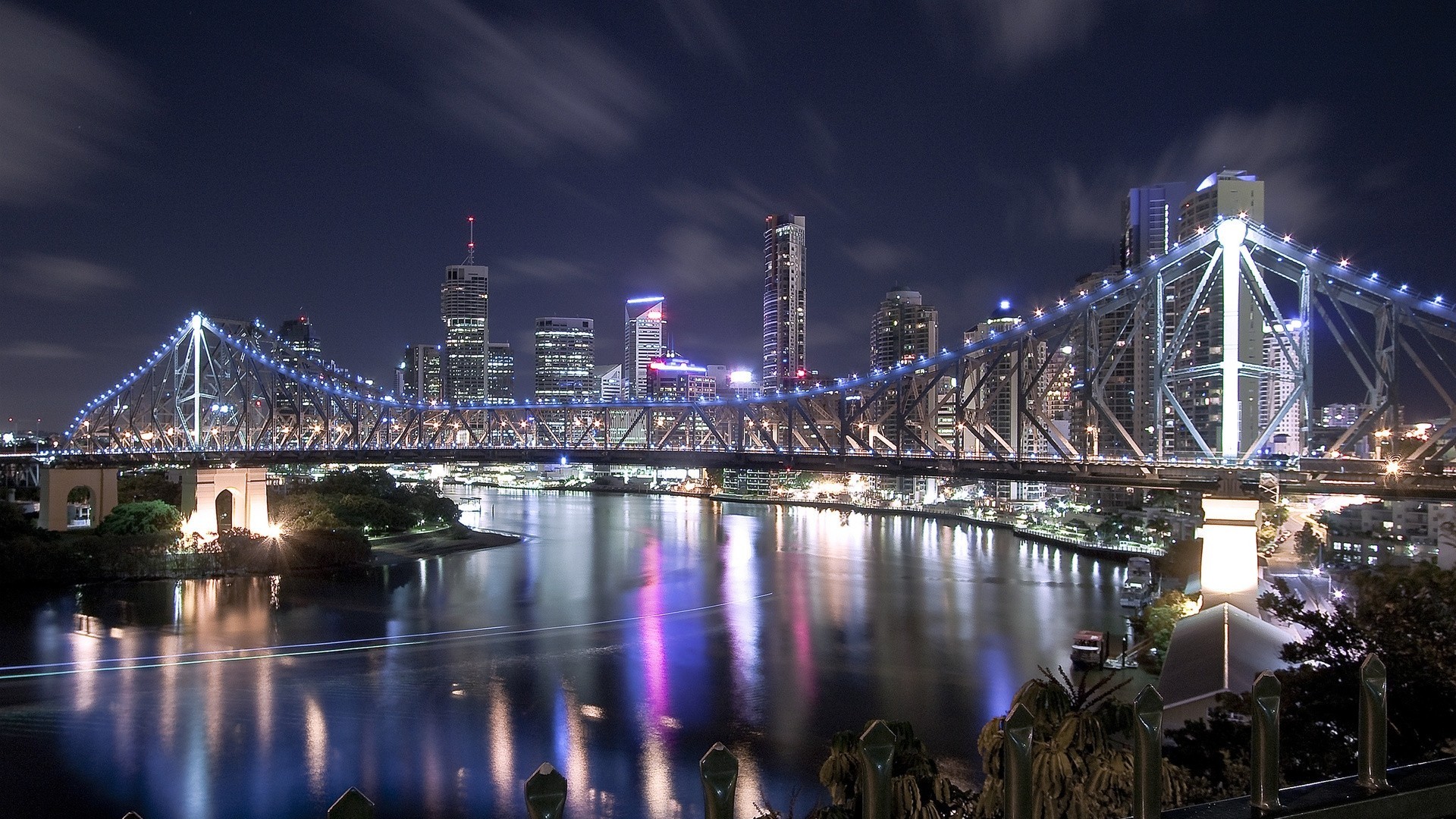 luces puente noche río casa