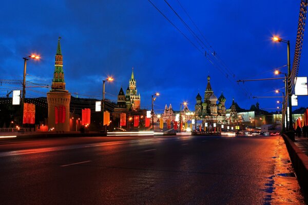 Paysage de nuit de l ancien Kremlin