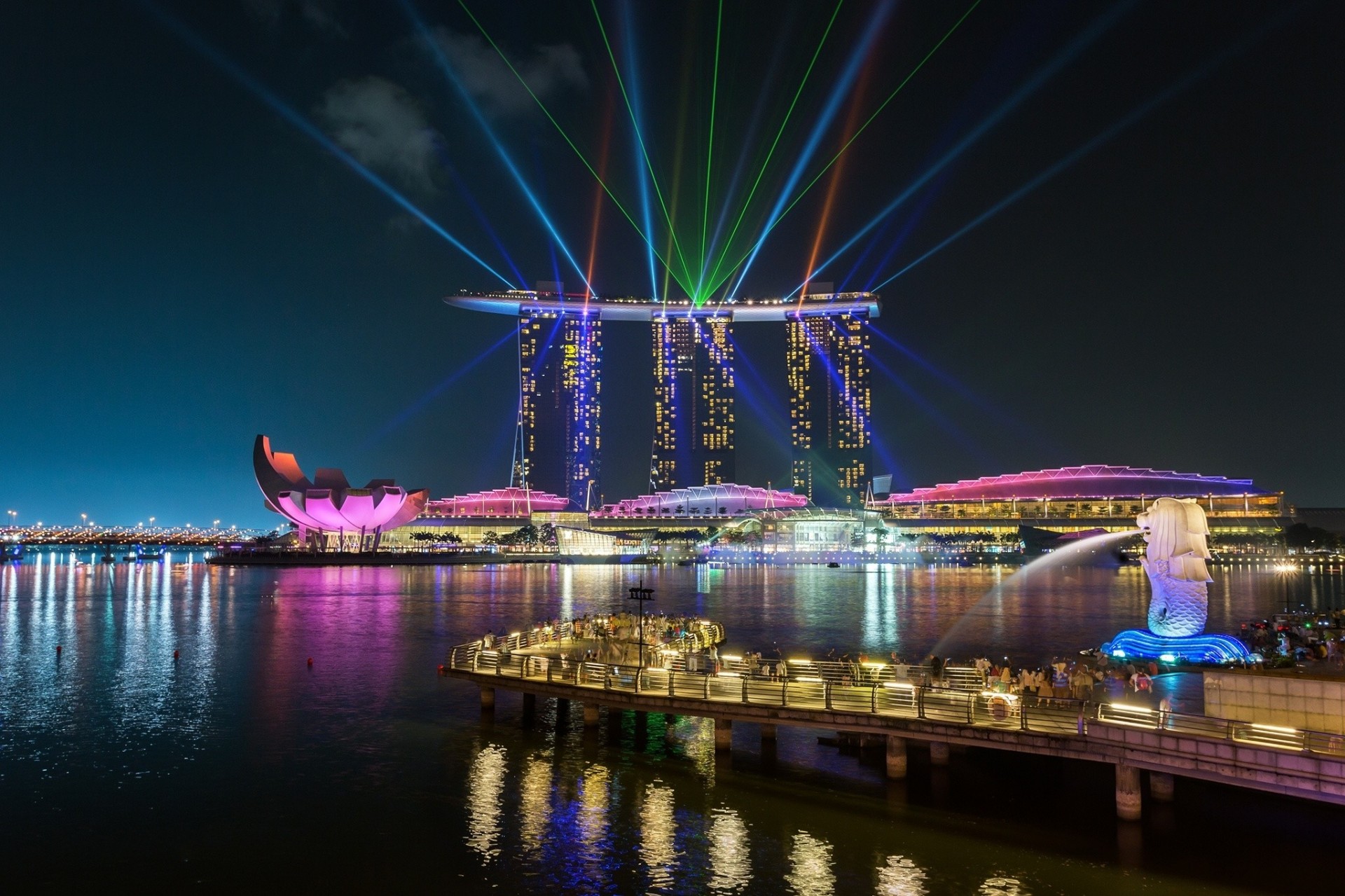 luces marina bay noche singapur resplandor espectáculo de láser marina bay sand