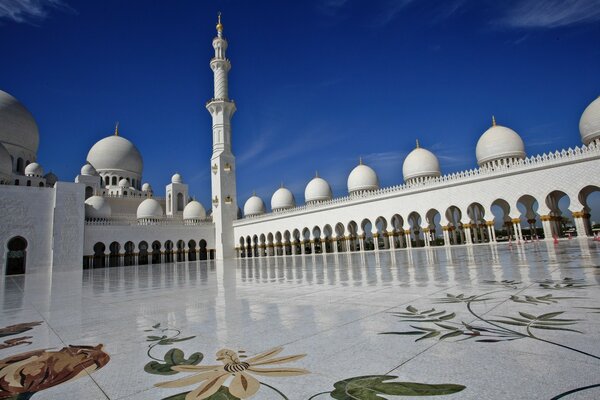 Abu Dhabi Mosque. White Building