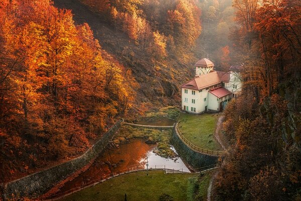 Bilder Haus Natur Herbst