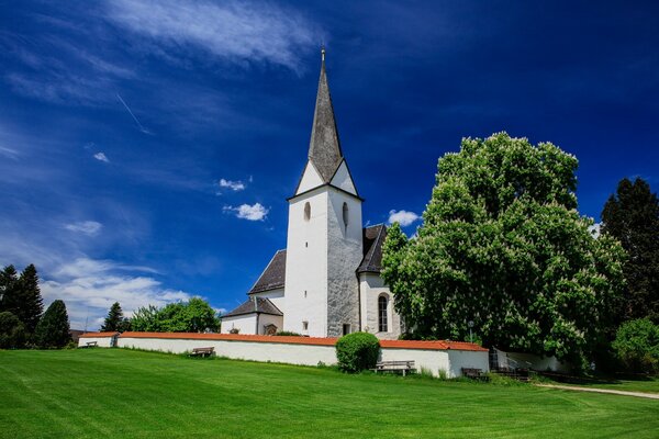 Kirche in Deutschland schöne Landschaft