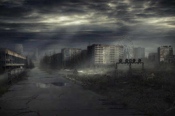 Une ville sombre dans le brouillard