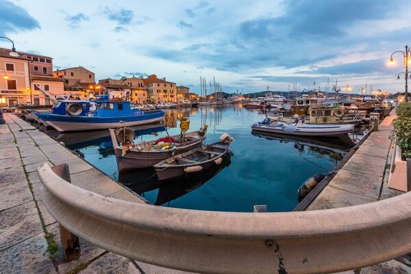 Atraque nocturno en Italia