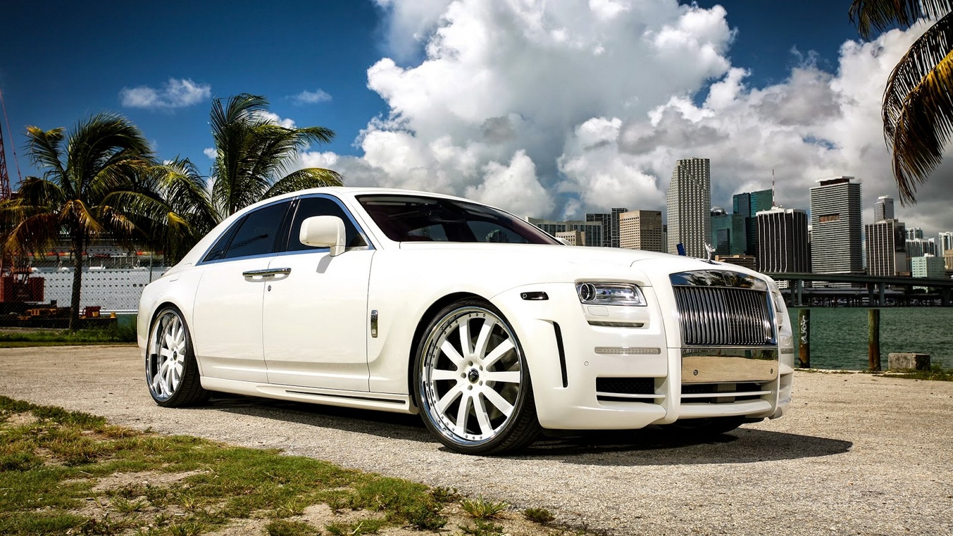 2010 mansory rolls-royce biały duch limited rolls-royce