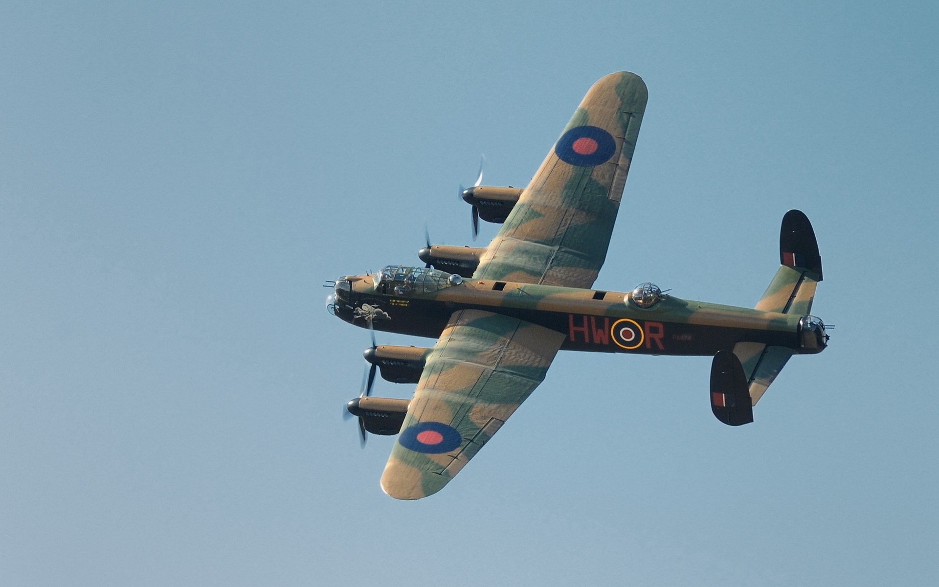 samolot avro lancaster niebo