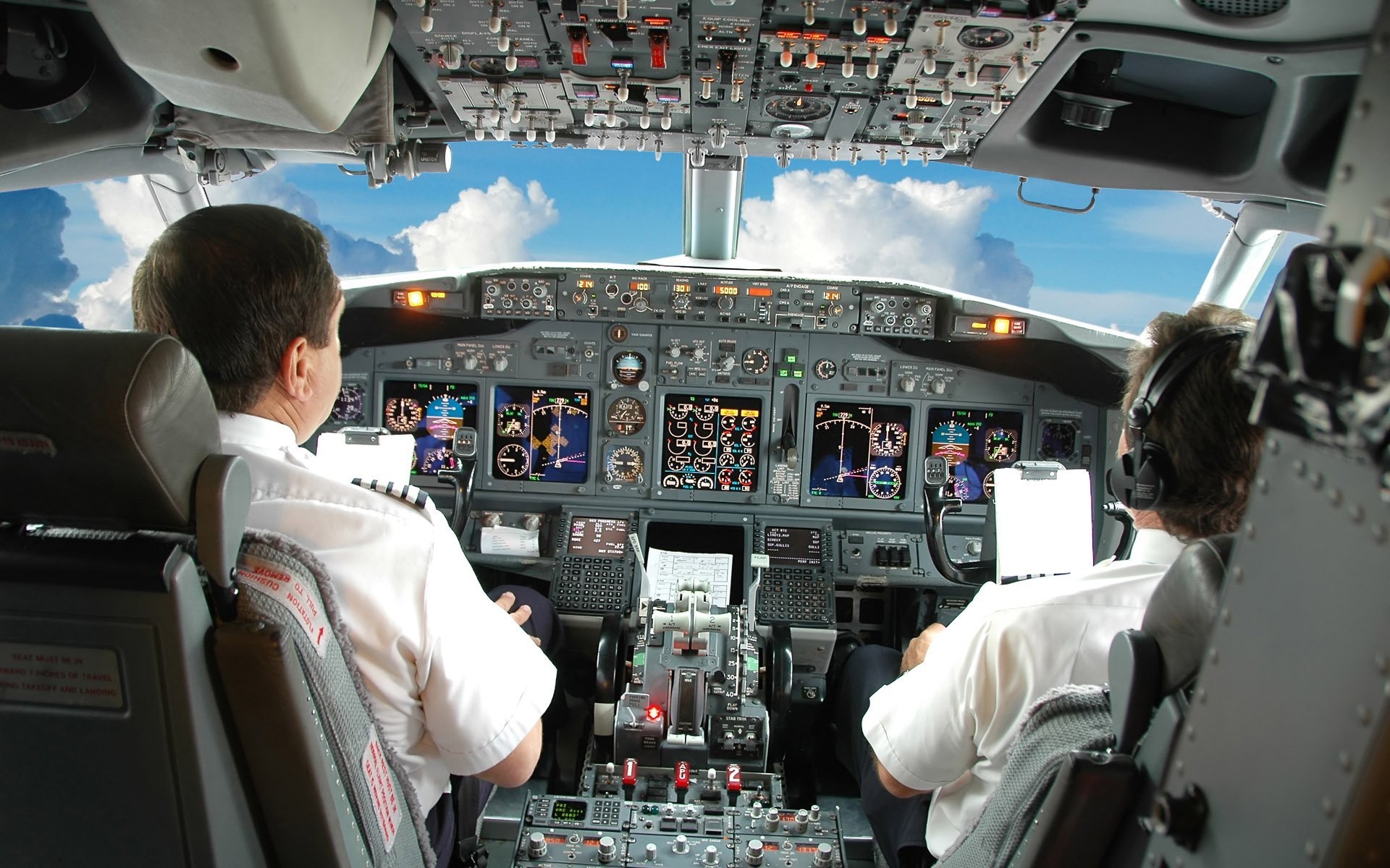 ciel pilote nuages fuselage cabine